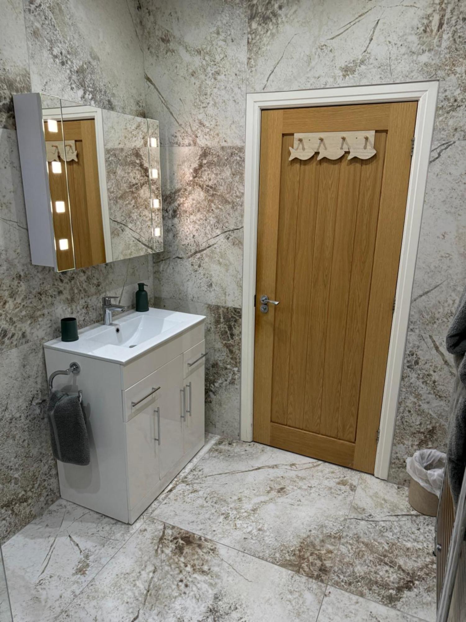 Beach House Apartment On Ground Floor With Sea View - Pet Friendly Cleveleys Esterno foto